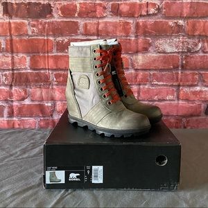 NEW Sorel Lexie Wedge Boots - Size 9